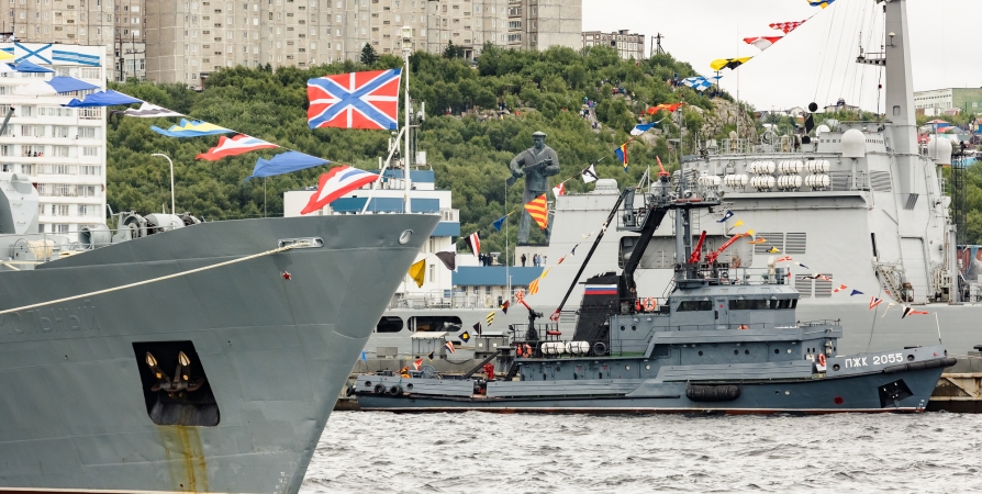 В Североморске отпраздновали День Военно-Морского Флота