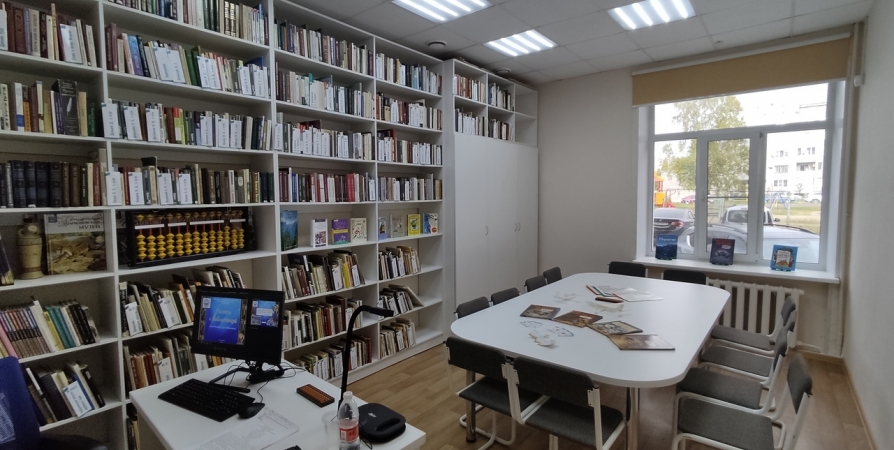 Модельную библиотеку «Морозко» открыли в Оленегорске
