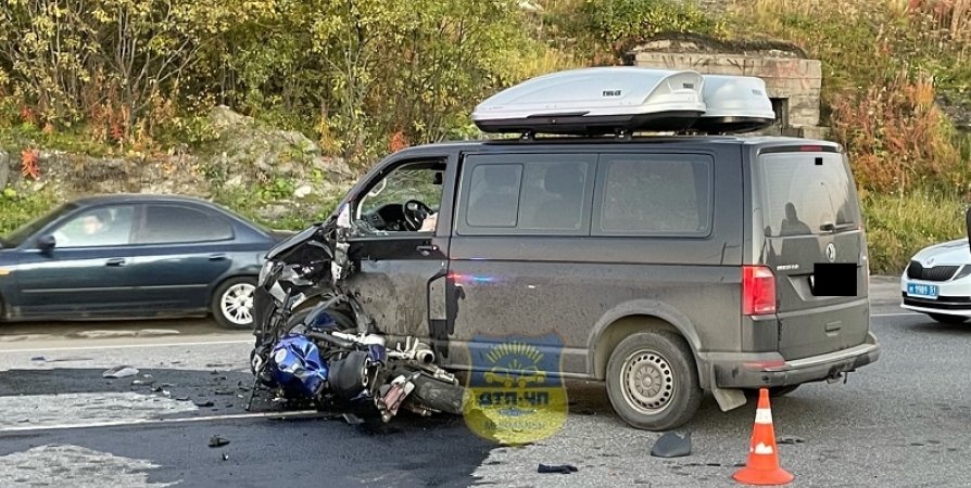 В ДТП на Нижнеростинском шоссе в Мурманске погиб мотоциклист