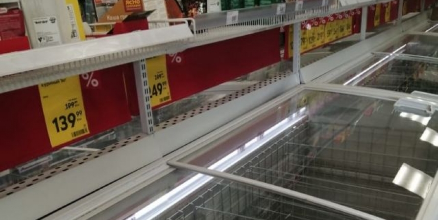 Жители Снежногорска пожаловались на дефицит продуктов в магазинах