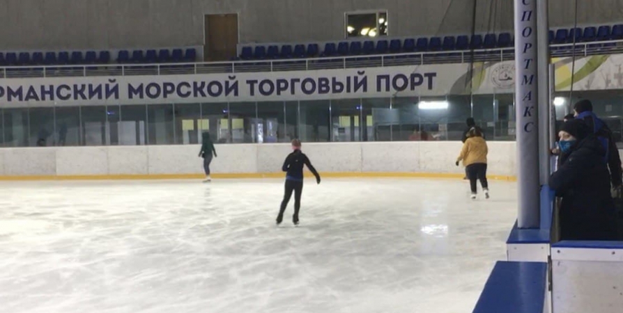 Для мурманчан в субботу откроют сезон катания на коньках в Ледовом дворце