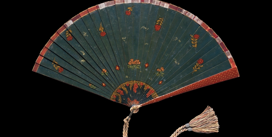 Выставка вееров откроется в мурманском музее
