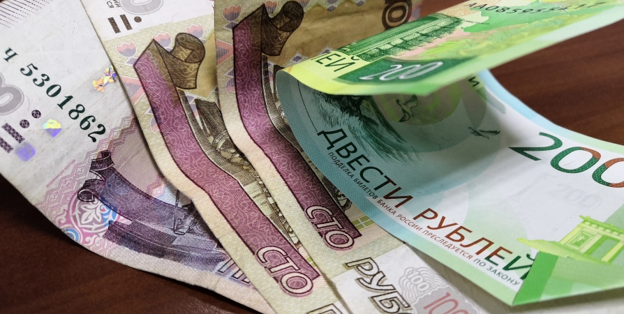72 829 рублей - средняя зарплата в Мурманской области в начале осени