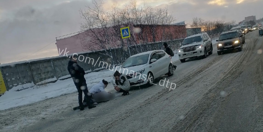 Сбитую на Свердлова в Мурманске пешехода доставили в больницу