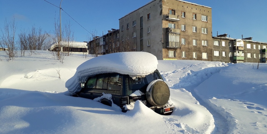За воскресенье в Мурманске выпала треть месячной нормы снега