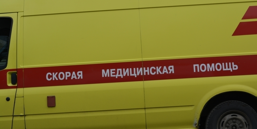 В Мурманске в ДТП на Книповича пострадал пассажир Renault