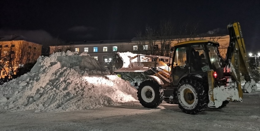 В Мурманской области назвали лидирующие по уборке снега города и районы