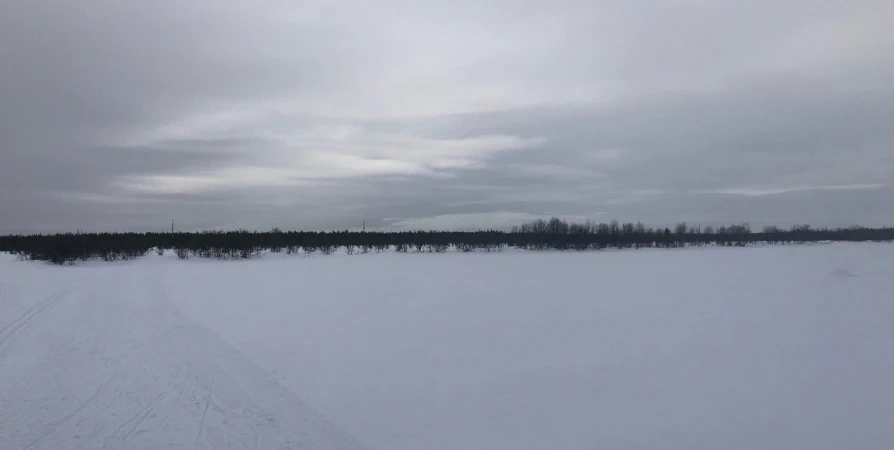 В районе Полярных Зорь нашли потерявшегося рыбака