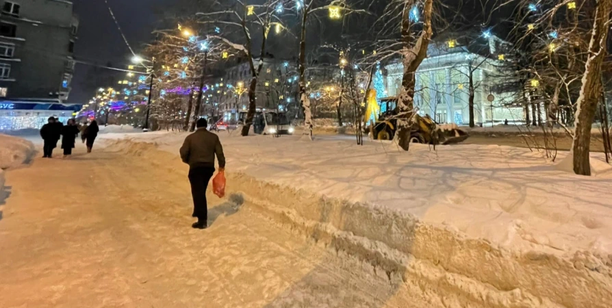 В Мурманске родители беспокоятся за детей из-за подозрительного мужчины