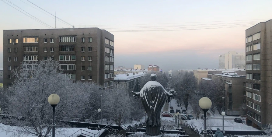 Местами снег и до -8° сегодня на Кольском полуострове