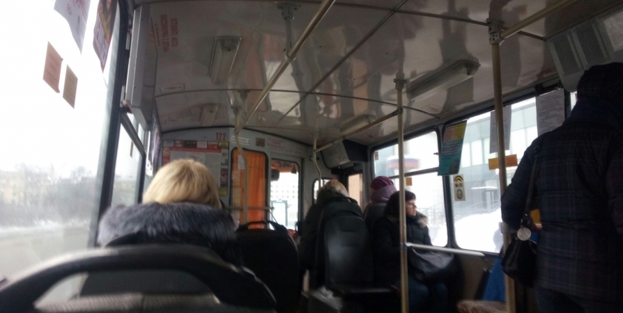 В Заполярье водителю микроавтобуса без маски грозит штраф