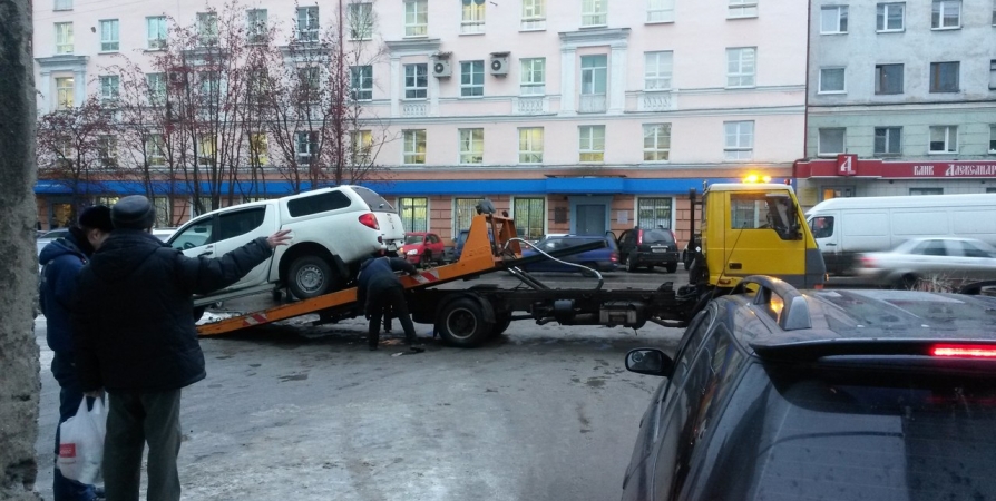 Мурманчан предупреждают об эвакуации авто из-за уборки снега