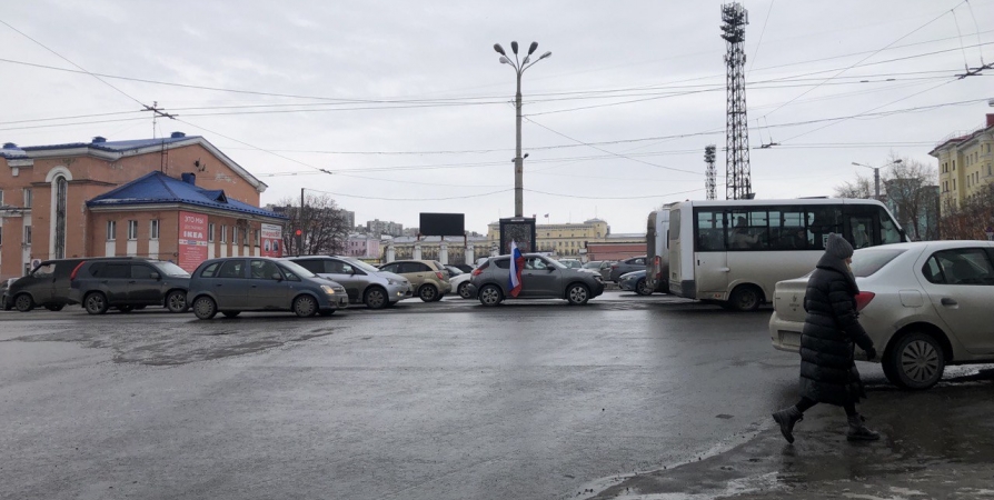 Мурманчане пожаловались на пробки из-за перекрытого центра города