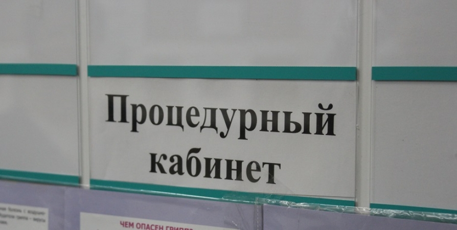 Из-за грибка в кабинете врача на Печенгскую ЦРБ подали в суд