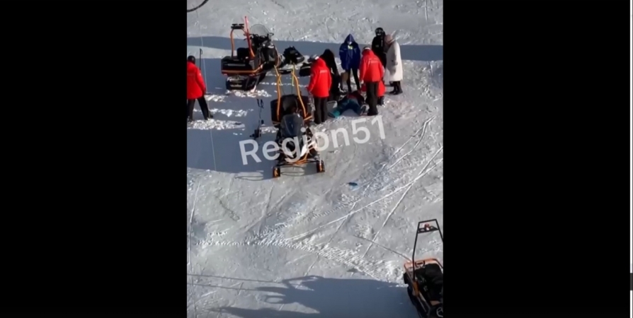 В Кировске на горнолыжном склоне погиб 46-летний турист