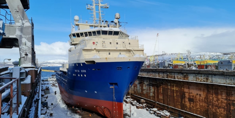 В Мурманске завершился доковый ремонт теплохода «Нортэн Вэйв»