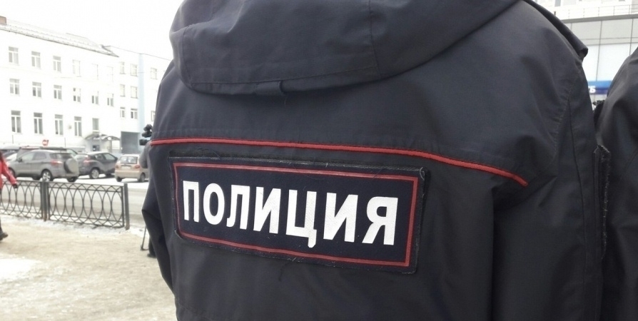 За избиение неоплатившего обед жителя Апатитов полицейский получил 3,5 года условно