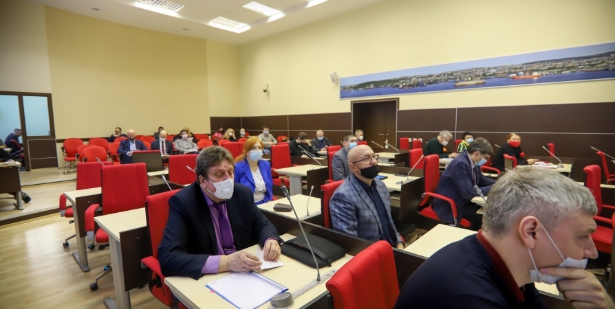 В Мурманске комиссия Совета депутатов по соцполитике обсудила развитие образования