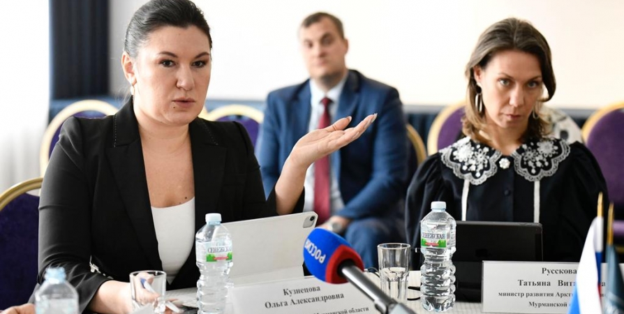 На круглом столе обсудили проблемы судоремонта в Мурманской области