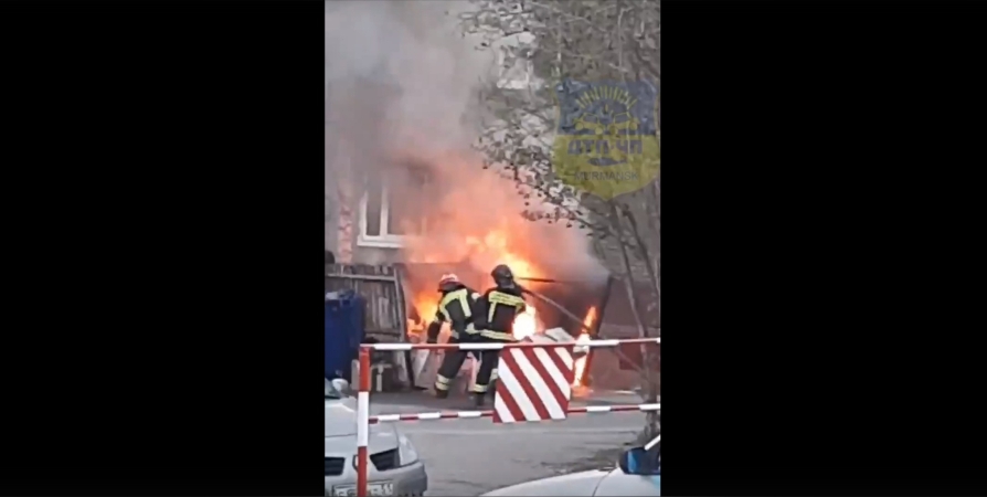 Мурманчане рассказали о двух взрывах и пожаре на Шевченко