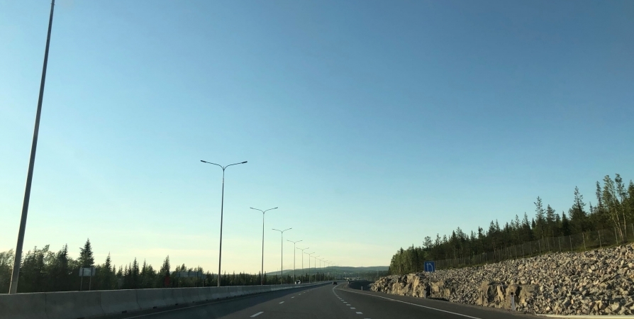 Почти миллион «квадратов» дорог отремонтируют в Мурманской области в 2022 году