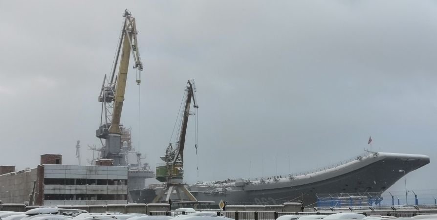 Ремонт «Адмирала Кузнецова» в доке продлится до сентября