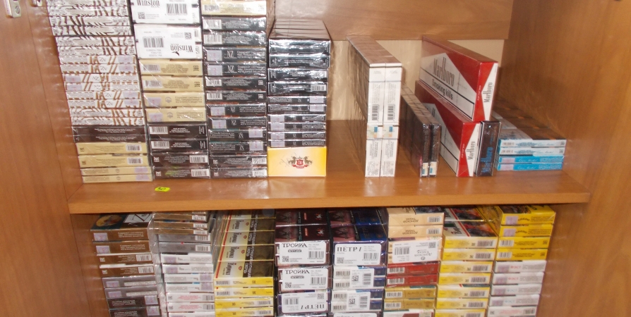 В магазинах Мурманска обнаружили 1394 пачки сигарет без маркировки