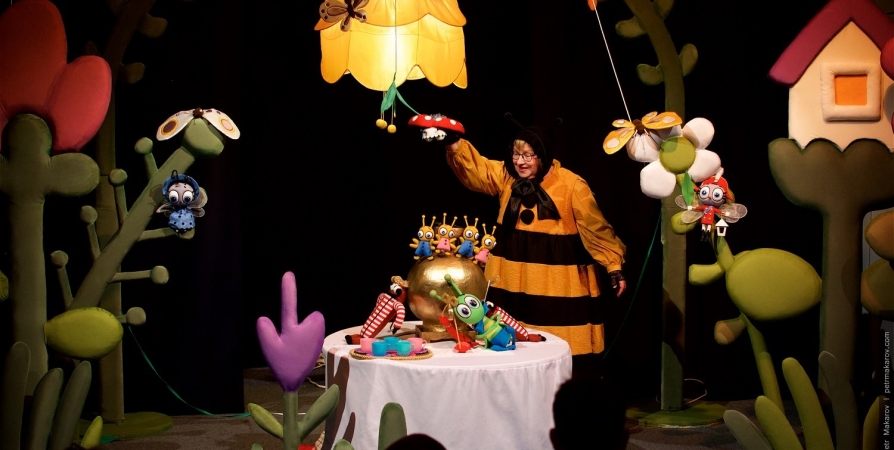 В Мурманском театре кукол покажут спектакль «Муха-Цокотуха»