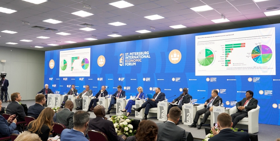 Андрей Гурьев: «Необходимо на уровне ООН приравнять минеральные удобрения к гуманитарному грузу»