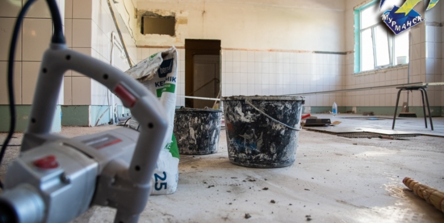 К началу учебного года в школе №21 в Мурманске завершат ремонт пищеблока