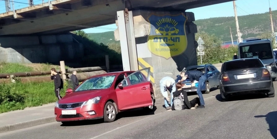 В Мурманске на Траловой сбили пешехода