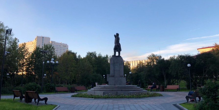В Мурманске утвердили охранное обязательство на памятник С.М. Кирову