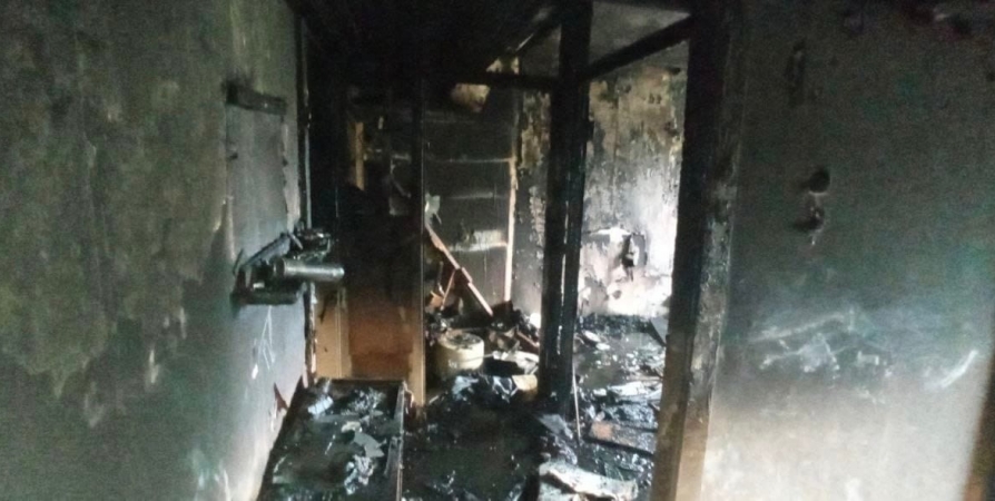 6 жителей Апатитов эвакуировали из-за пожара в квартире на Гайдара