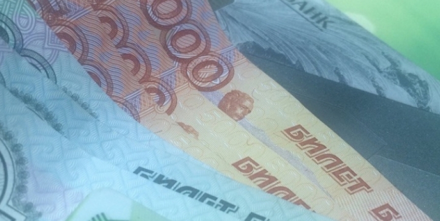13 фальшивых пятитысячных купюр выявили в Мурманской области