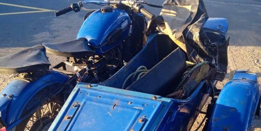 В ДТП с мотоциклом «Урал» в Териберке пострадали трое