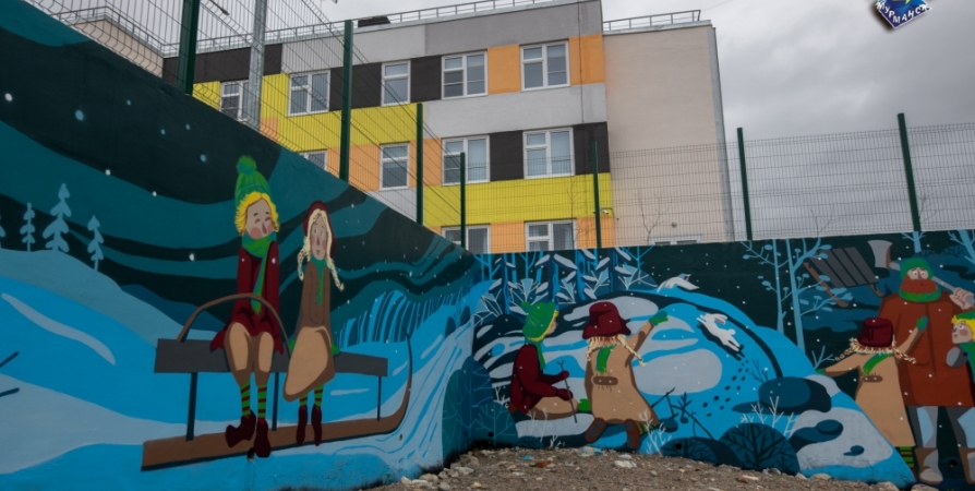 Стены новых детсадов в Мурманске украсили книжными иллюстрациями