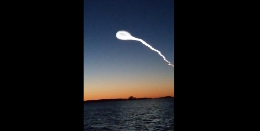 Жители Заполярья рассказали об увиденной в небе ракете