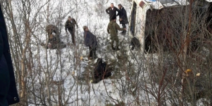 Водитель улетевшего в кювет автобуса на дороге Мишуково-Снежногорск был трезв