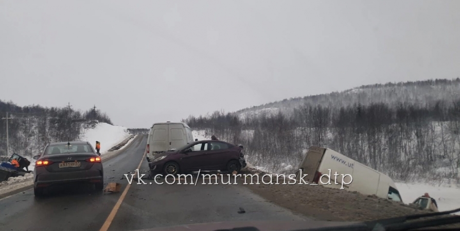 ДТП по дороге на Печенгу с 4 авто обошлось без пострадавших