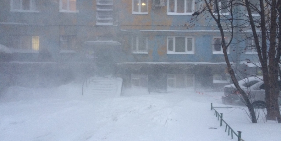 Местами снег и порывистый ветер ожидается в Мурманской области