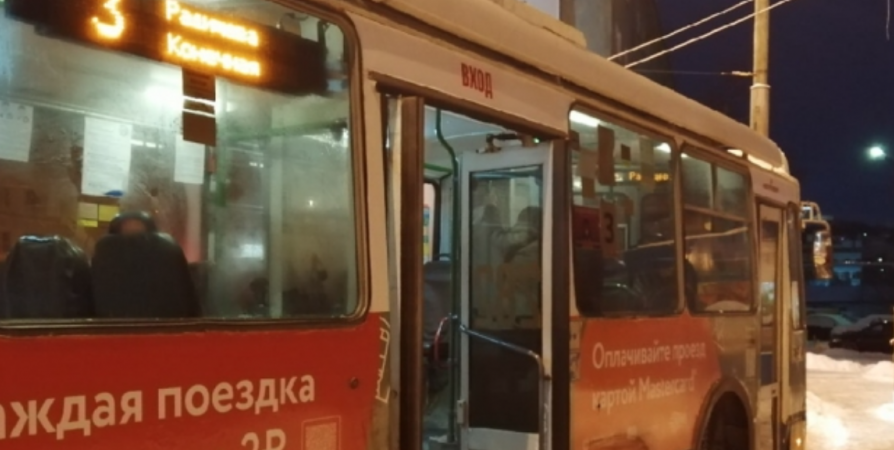 Проезд в общественном транспорте Мурманска подорожает в феврале