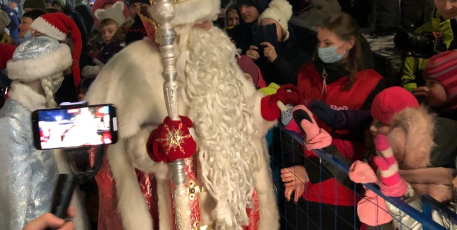 В Оленегорске готовятся к забегу Дедов Морозов на 14 января