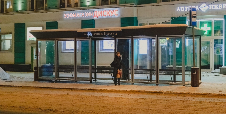 В Мурманске установили 20 теплых остановок