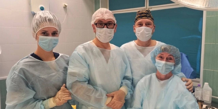 Мурманские врачи провели уникальную операцию по восстановлению тазового дна