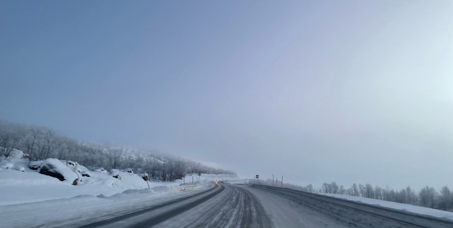 Из-за взрывных работ 2 февраля перекроют дорогу на Североморск