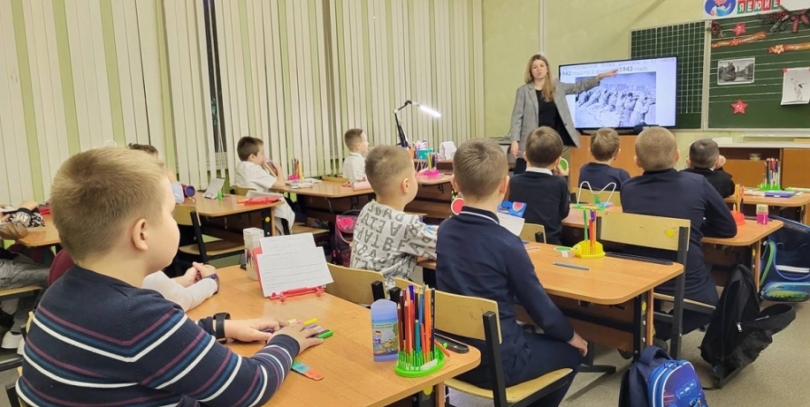 В школах Мурманска прошли тематические уроки «Сталинград и мужество — неразделимы!»