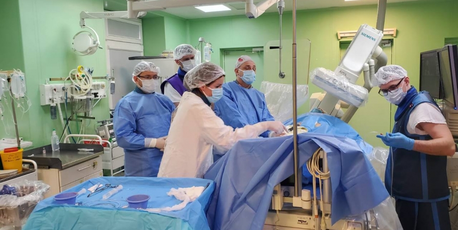 Хирург из мурманской больницы провел мастер-класс в Минске