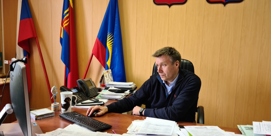 Совет депутатов Мончегорска рассмотрит отставку Дмитрия Староверова