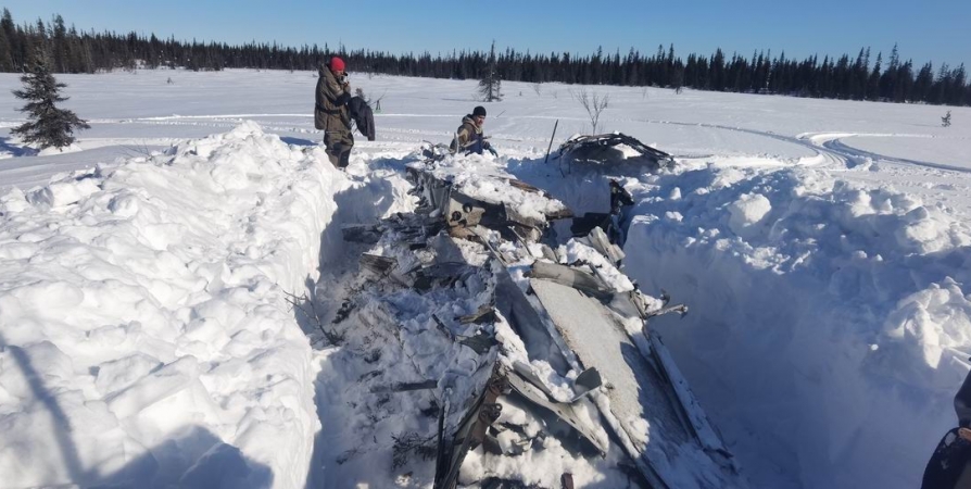 В Мурманской области поисковики извлекли из болота фрагменты пропавшего в 1943 году самолета