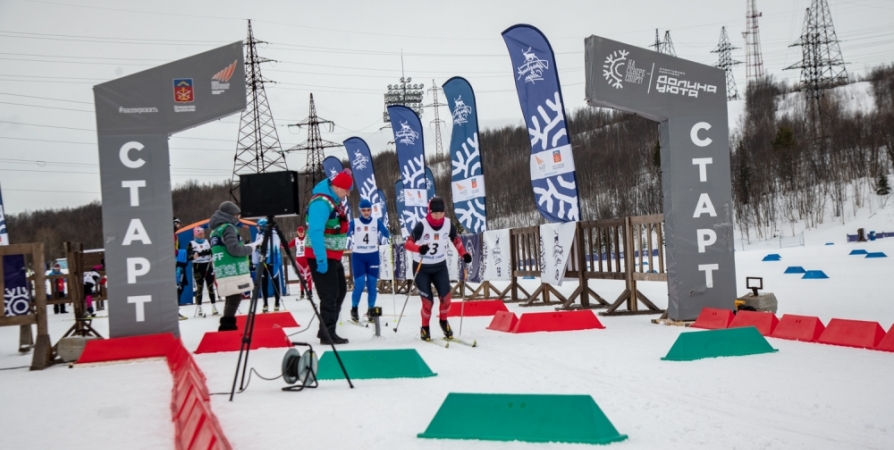 Спортсмены из 36 регионов вышли на лыжню в Мурманске